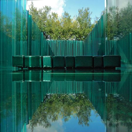 Hostal Les Cols Pavellons Olot Exterior foto
